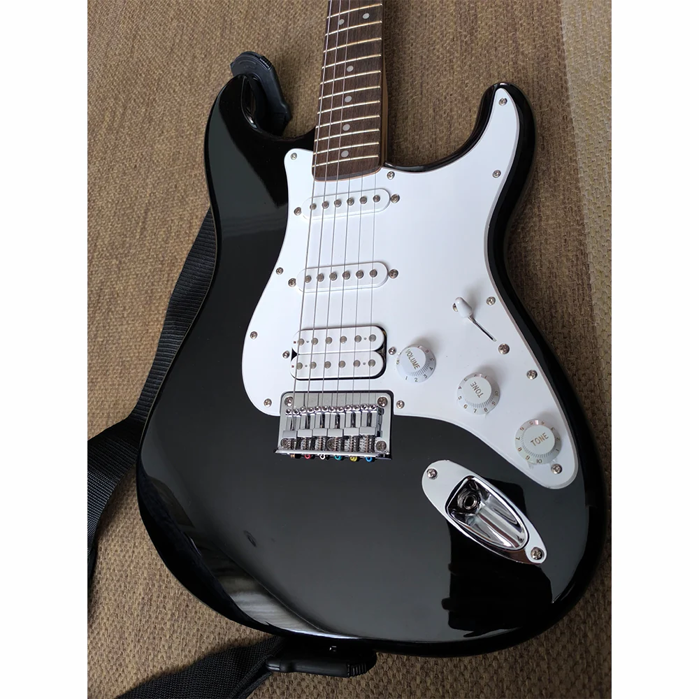 GUITARRA ELÉCTRICA FENDER SQUIER STRATOCASTER (USADA) - Image 5