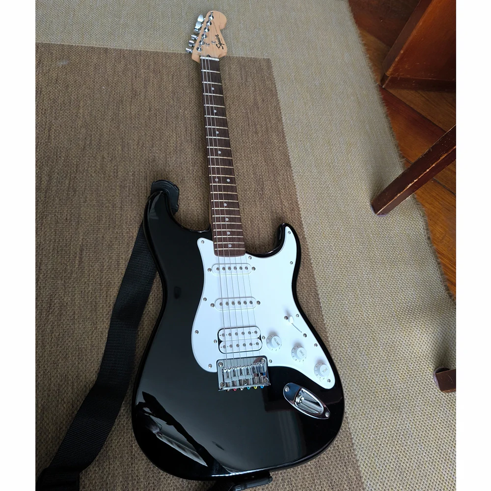 GUITARRA ELÉCTRICA FENDER SQUIER STRATOCASTER (USADA) - Image 6