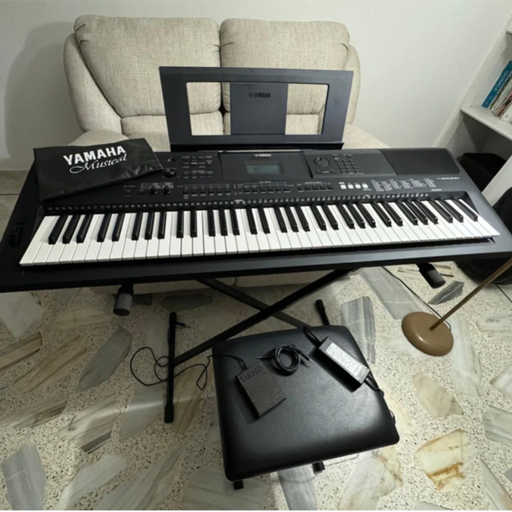 ORGANETA YAMAHA PSR-EW400 (USADA)