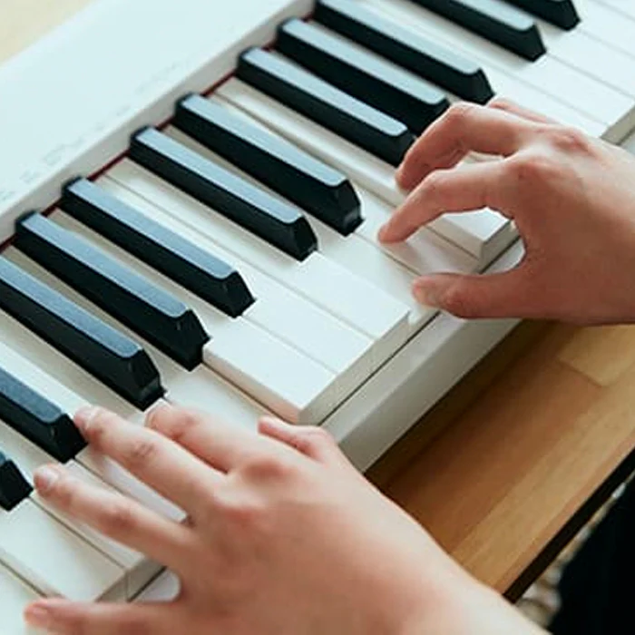 PIANO DIGITAL CASIO CDP-S110WE, 7 OCTAVAS - Image 3